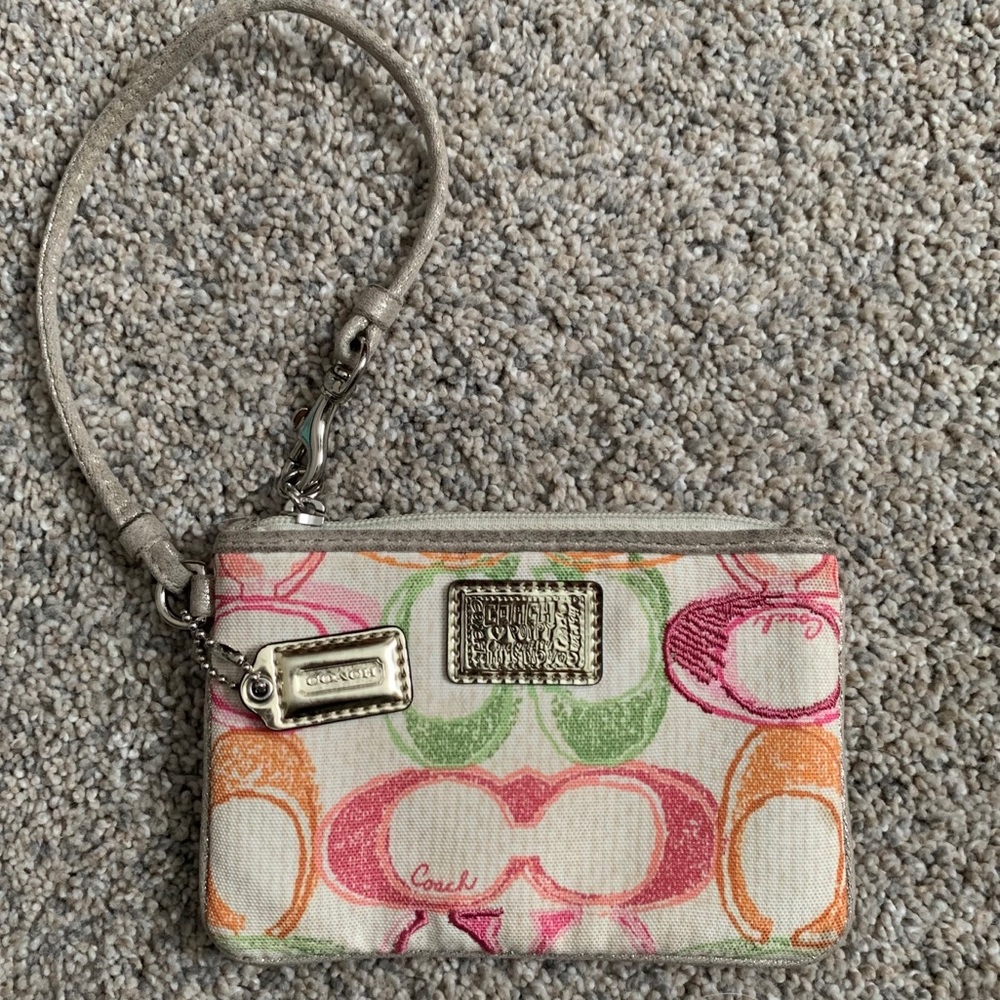 Coach • Multicolor Wristlet